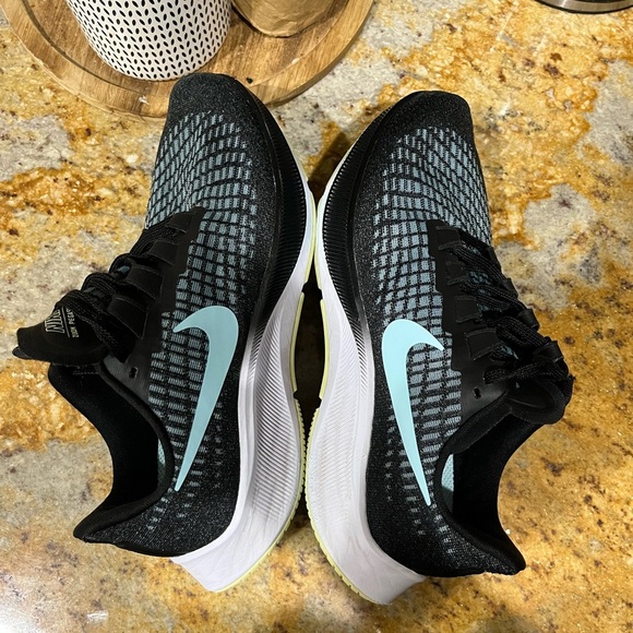 Nike zoom Pegasus 37 size 7.5 - Picture 8 of 9